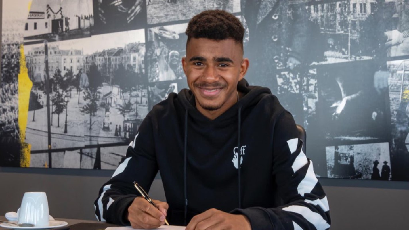 Η Ντόρτμουντ… κράτησε το ανερχόμενο «αστέρι» που θα λάμψει! (pic)