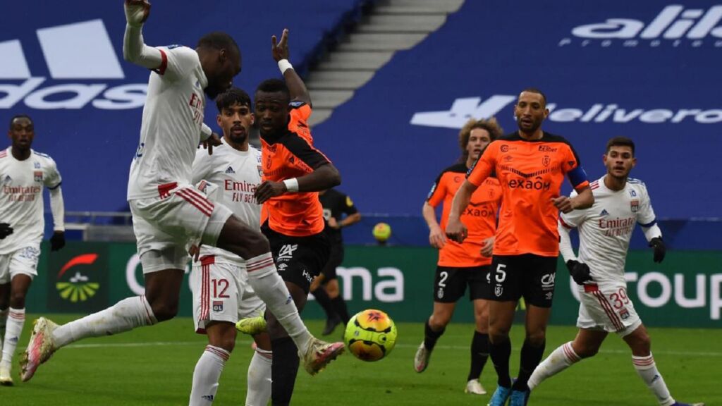 Καθάρισε Ρεμς και πλησίασε Παρί η Λυών!(vid)