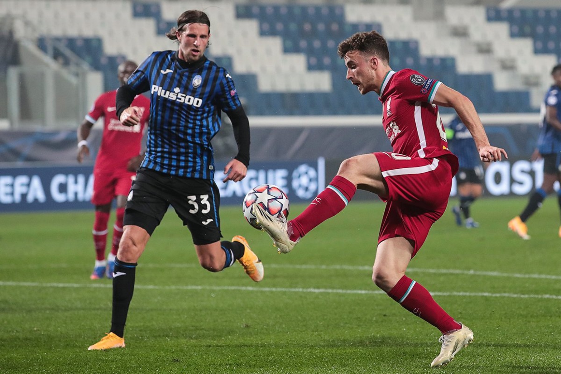 Κάνει… πλάκα ο Ζότα – Παίρνει μόνος του και την Αταλάντα (vid)