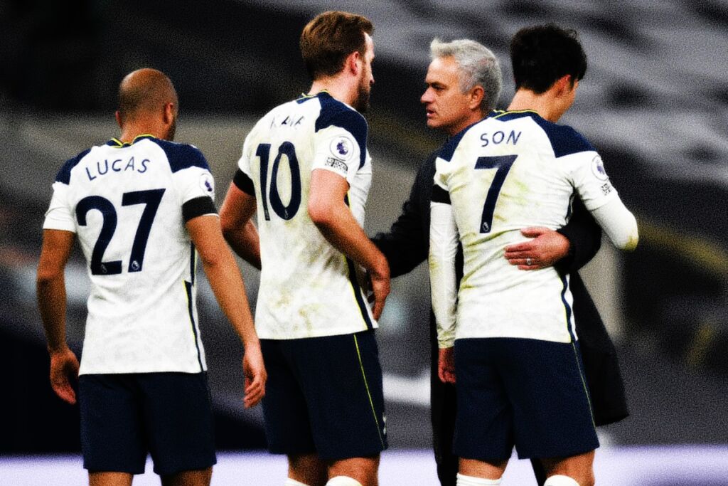 Κύλησε η Τότεναμ και βρήκε τον Μουρίνιο