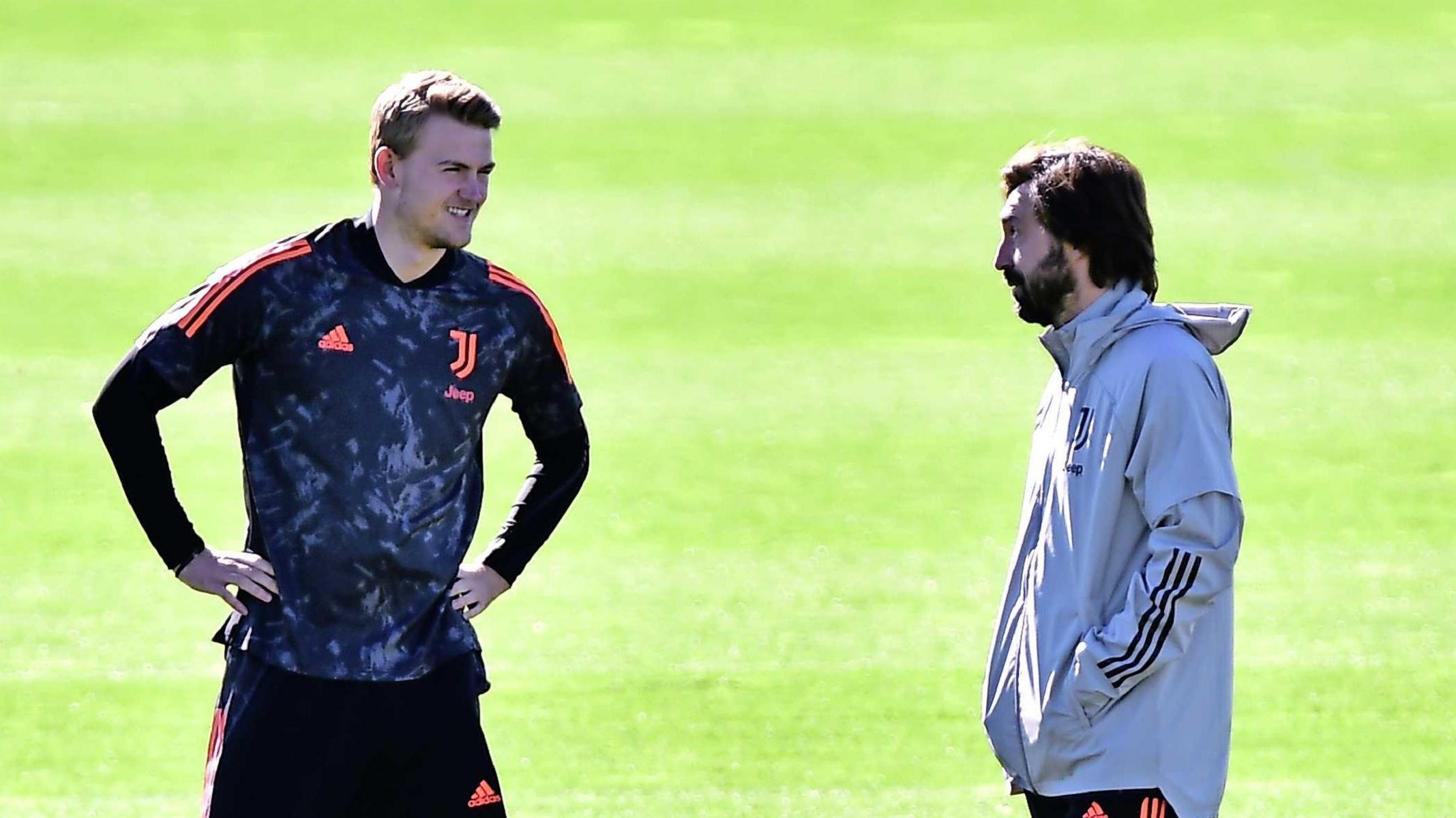 Χαμόγελα για Πίρλο – Μπαίνει σαν… μεταγραφή ο Ντε Λιχτ!