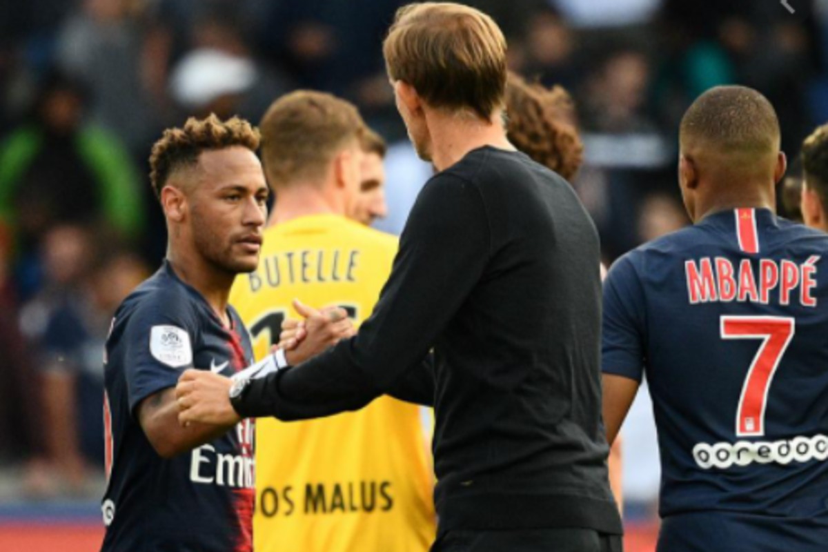 Νεϊμάρ και Εμπαπέ κρίνουν το μέλλον του Τούχελ