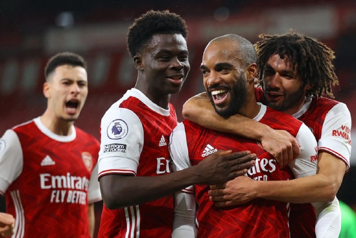 Χριστουγεννιάτικη… μπαρουτοκαπνισμένη ενδεκάδα!