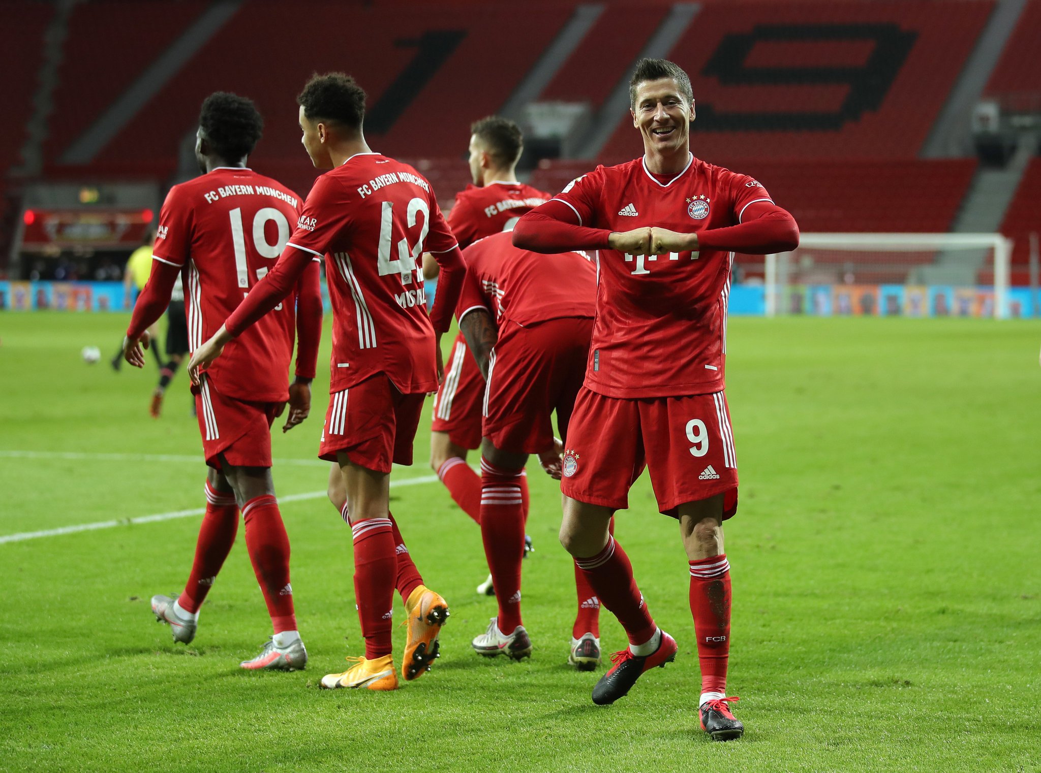 Πήρε ακόμη μία κούπα μέσα στο 2020 η Μπάγερν! (pics)