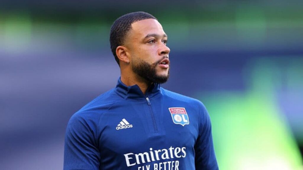 Μένει μέχρι να φύγει ο Μέμφις Ντεπάι!