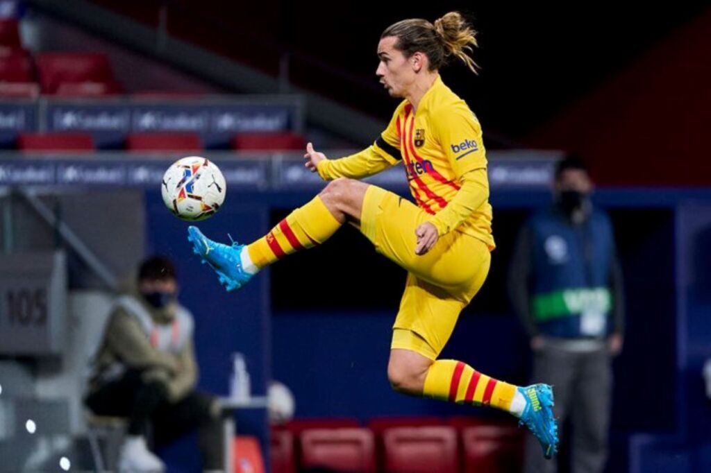 Αλήτικο τακουνάκι του Γκριεζμάν στη Βουδαπέστη (vid)