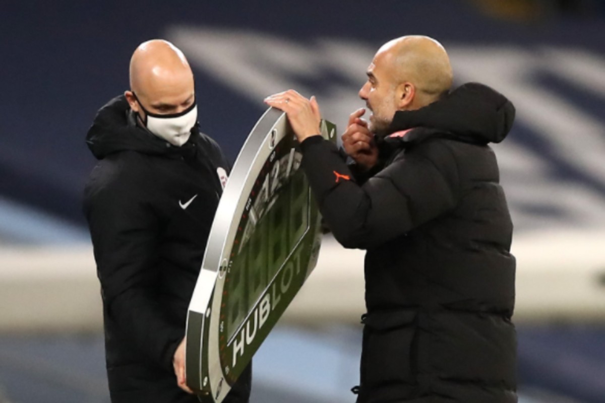 Εξερράγη ο Πεπ με τις καθυστερήσεις του 4ου (vid)