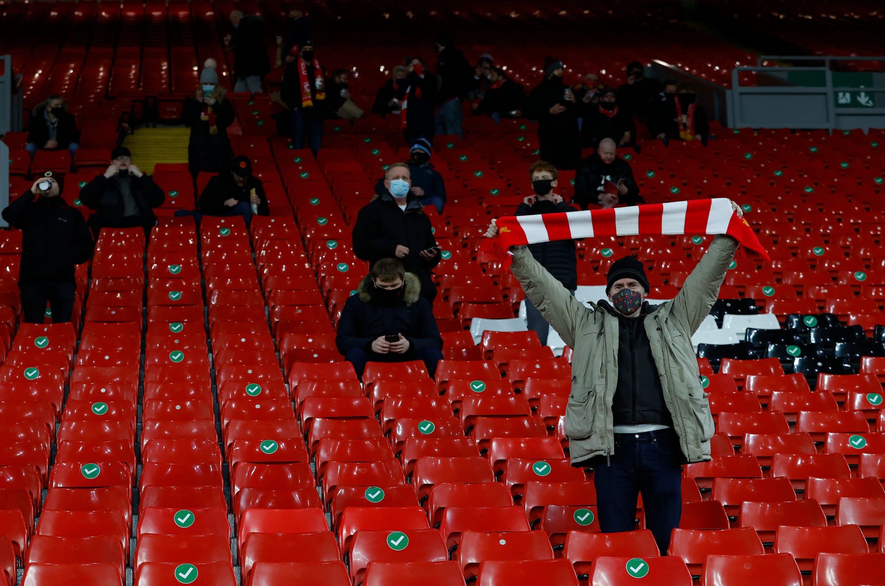 Ανατριχίλα στο Άνφιλντ – Επέστρεψε η «φωνή» της Λίβερπουλ (vid)