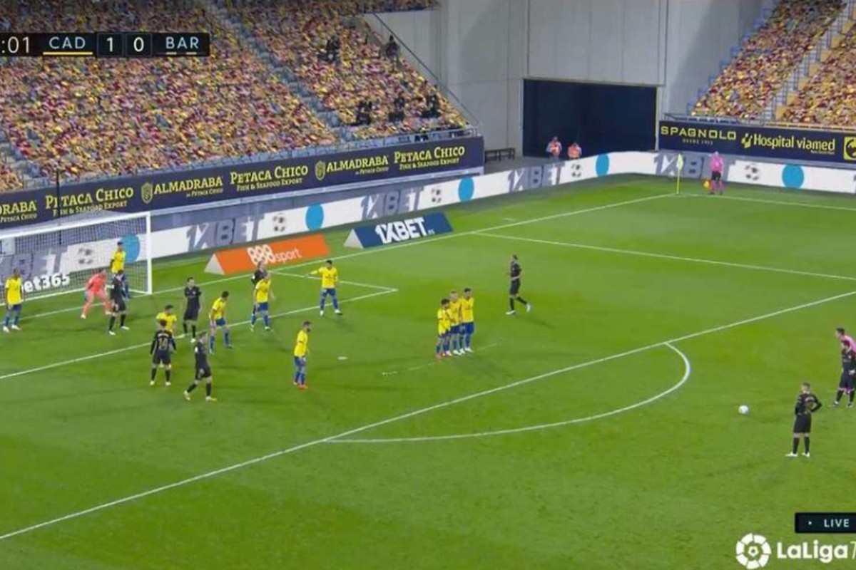 Ο Μέσι δεν σκοράρει με φάουλ ούτε με αίτηση πια