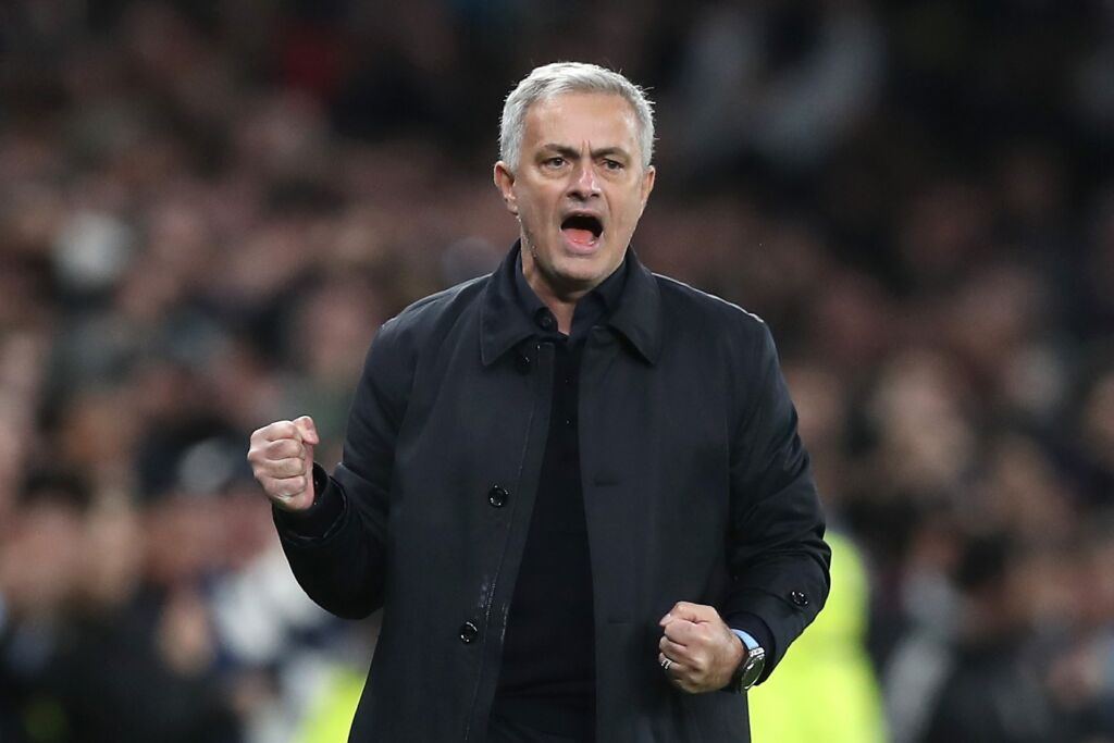 “Special one” και στα δώρα του ο Μουρίνιο!
