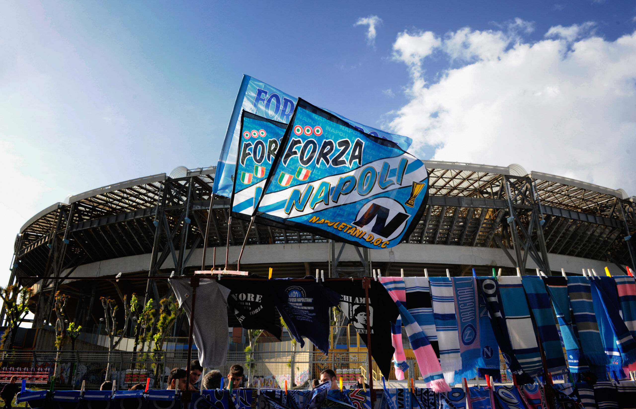 ΕΠΙΣΗΜΟ: Και εγένετο “Στάδιο Ντιέγκο Μαραντόνα”!