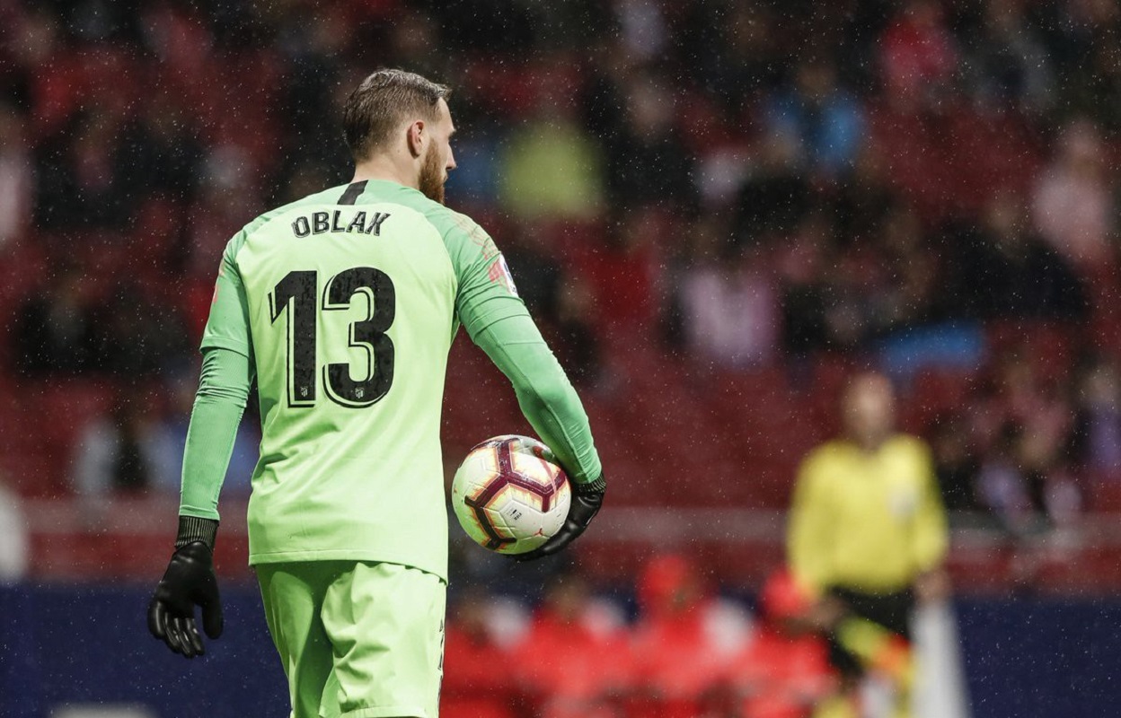 Ταράζει τα νερά με Όμπλακ η Παρί!