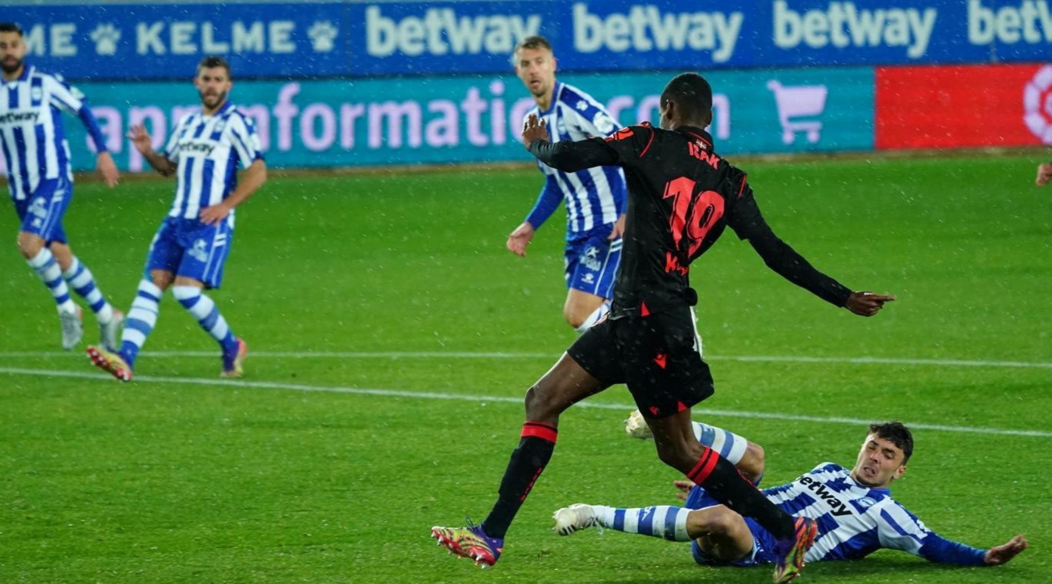 Κόλλησε στο μηδέν – Έχασε τη κορυφή η Σοσιεδάδ!