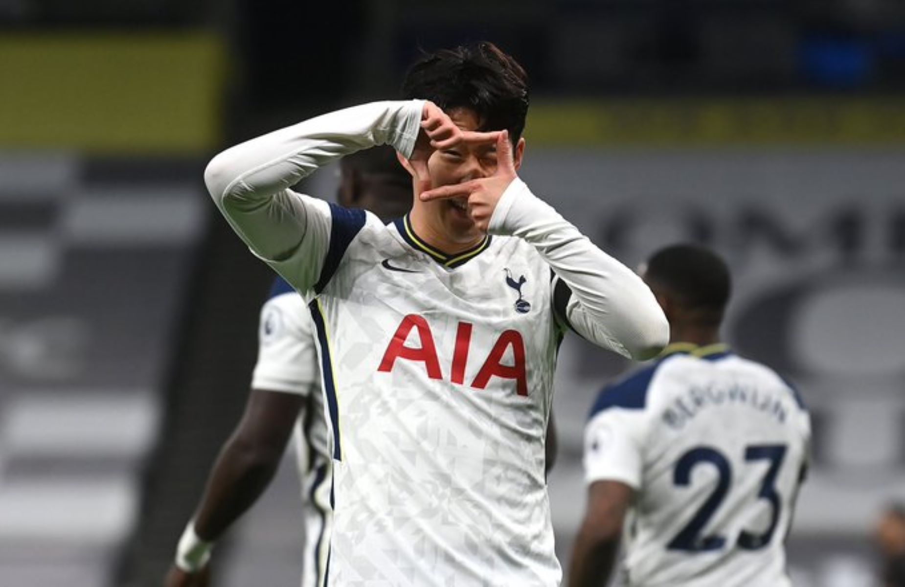 Ασύλληπτο σουτ και γκολάρα του Σον (vid)