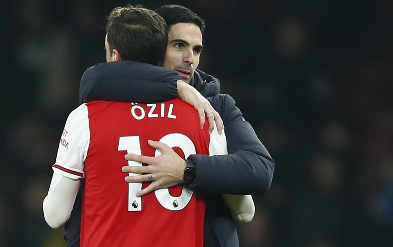 Ξεσκαρτάρισμα στην Άρσεναλ, με τον Οζίλ να… ελπίζει!