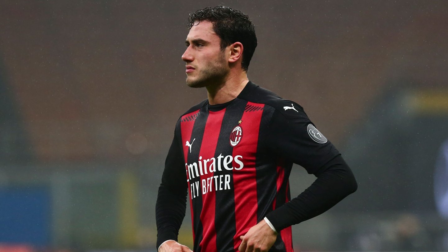 Ο Καλάμπρια τίμησε το… άγαλμα του Σέζνι και 1-1 (vid)