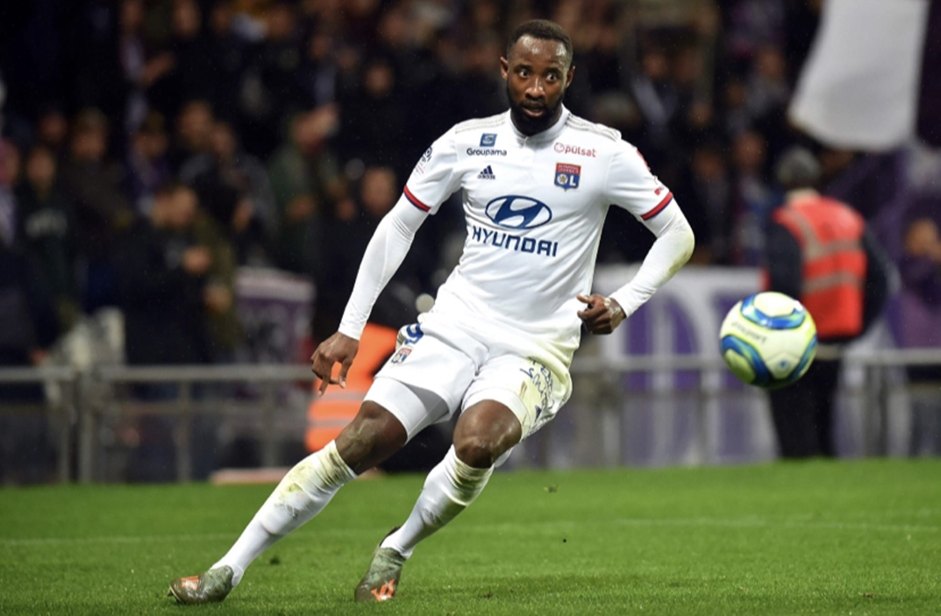 Θέμα ωρών η μεταγραφή του Ντεμπελέ στην Ατλέτικο!