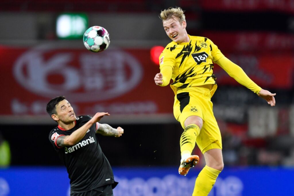 366 μέρες μετά ο Μπραντ σκόραρε ξανά μία γκολάρα (vid)