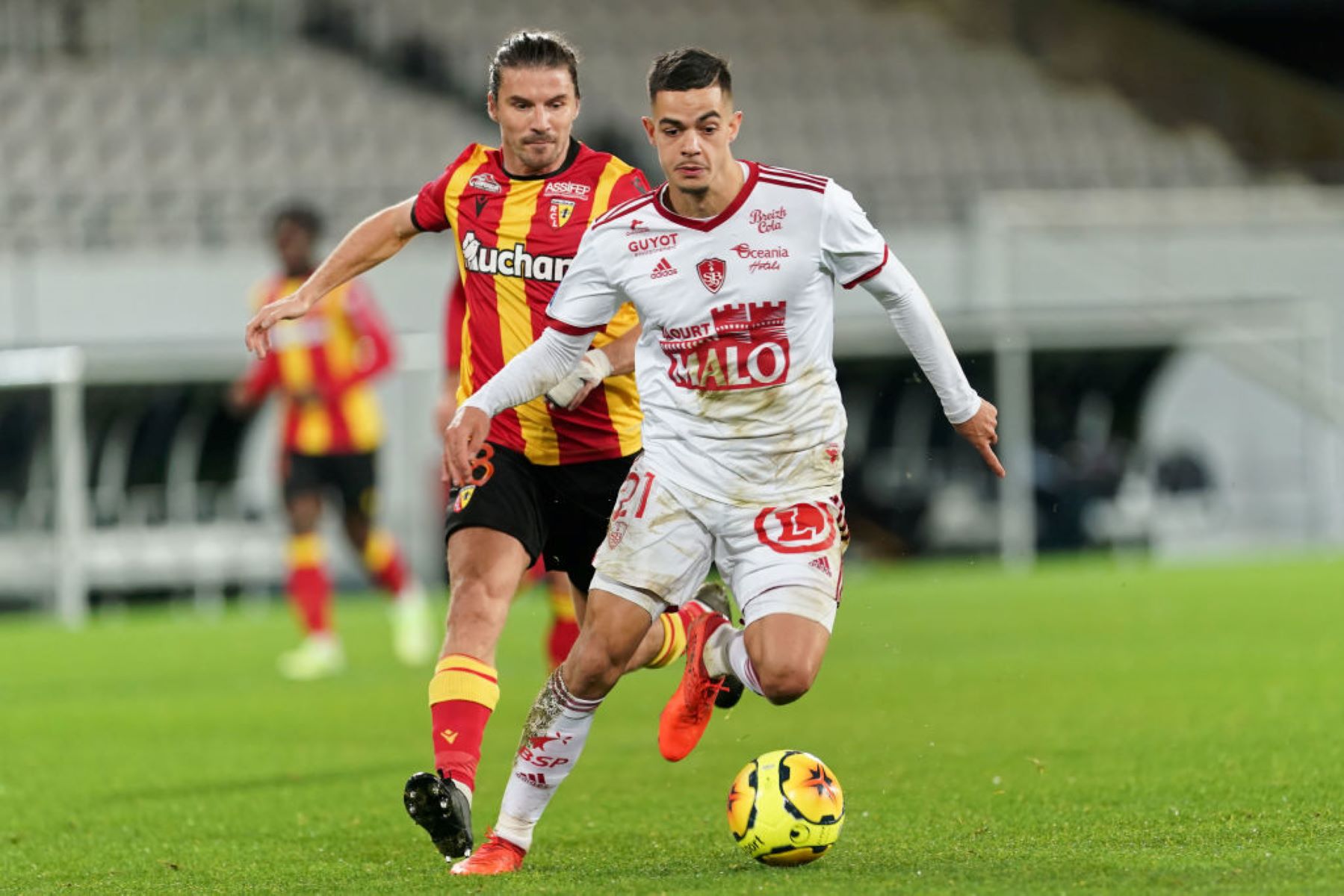 Μάχη Γιουνάιτεντ – Παρί για χάρη του Φαβρ!