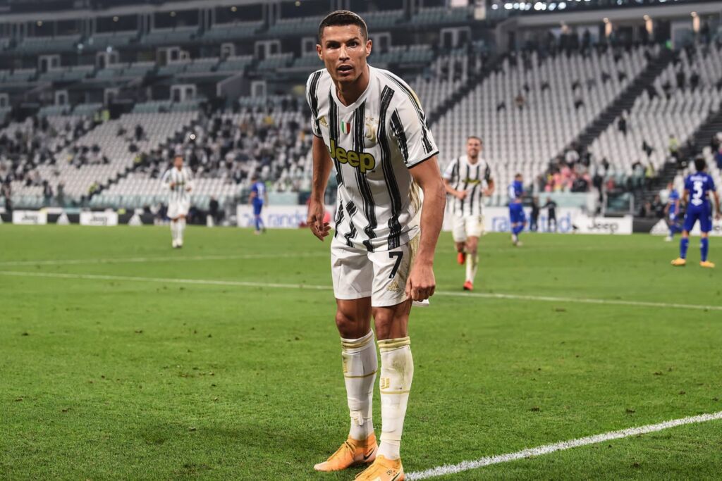 Ακόμα… ζαλίζει με τις ντρίμπλες του ο Κριστιάνο! (vid)