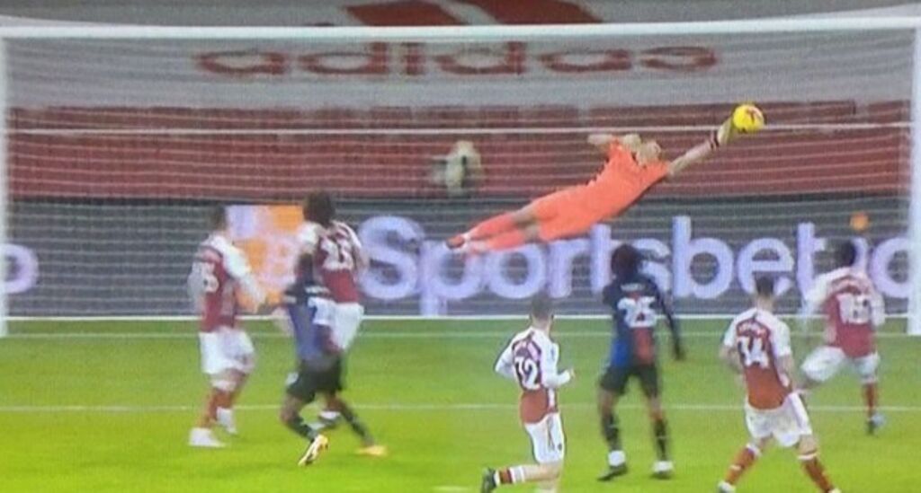 Έπιασε το άπιαστο ο Λένο – Έβαλε «στοπ» στη Πάλας (vid)