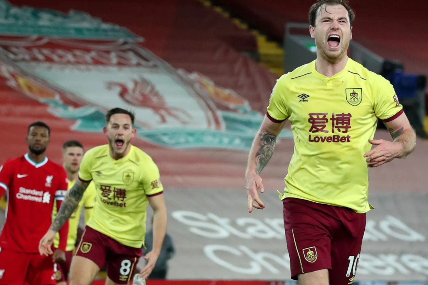 Το “Άνφιλντ” αλώθηκε και μαζί και τα όνειρα της Λίβερπουλ (vid)