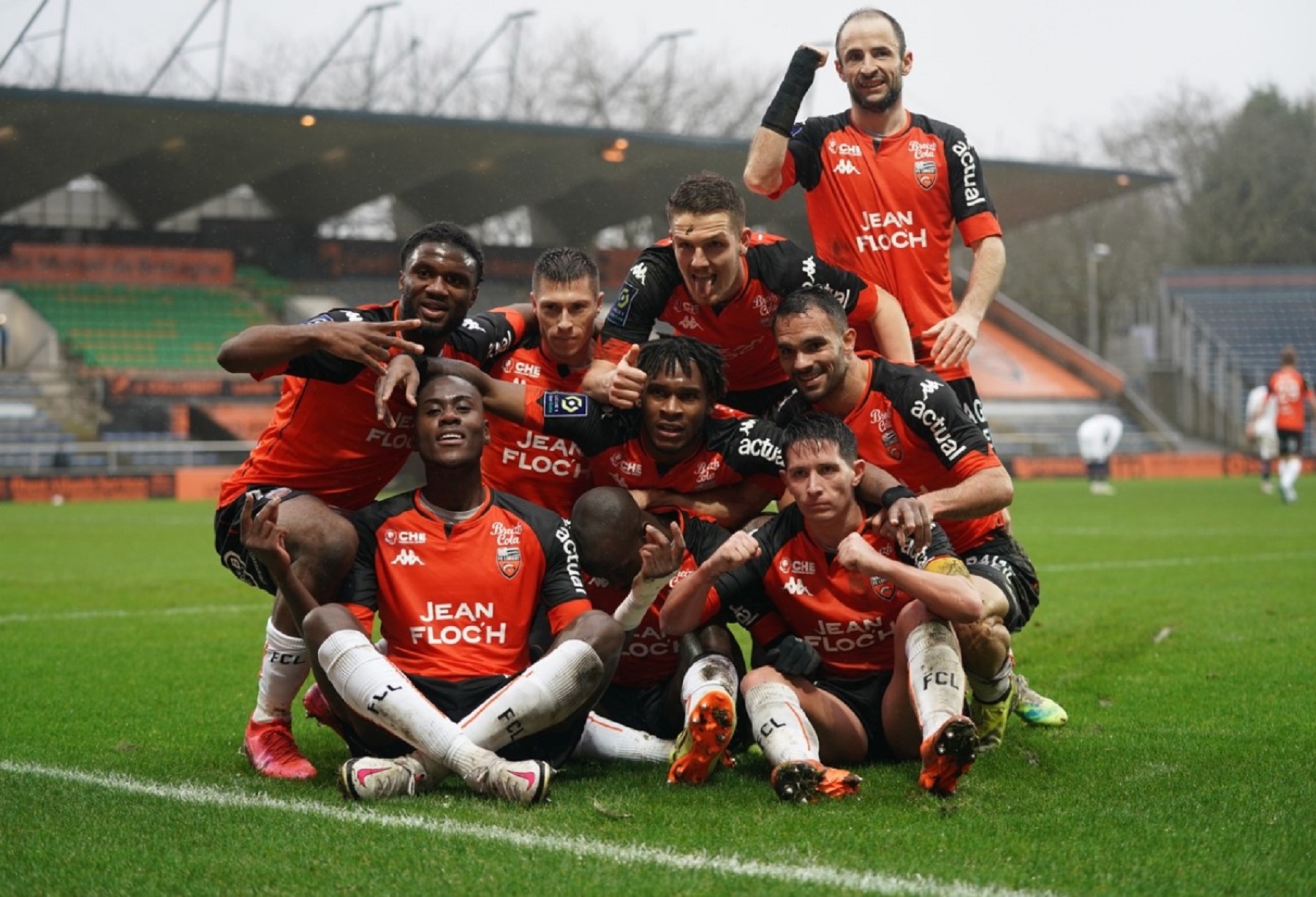 Μυθικό «χαστούκι» στο 90′ για την Παρί! (vid)