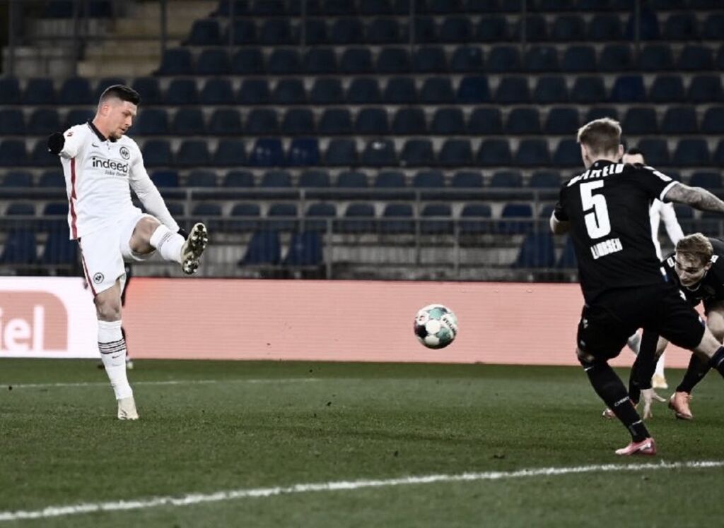 Θεοπάλαβα τα νούμερα του Γιόβιτς στην Άιντραχτ! (pic)