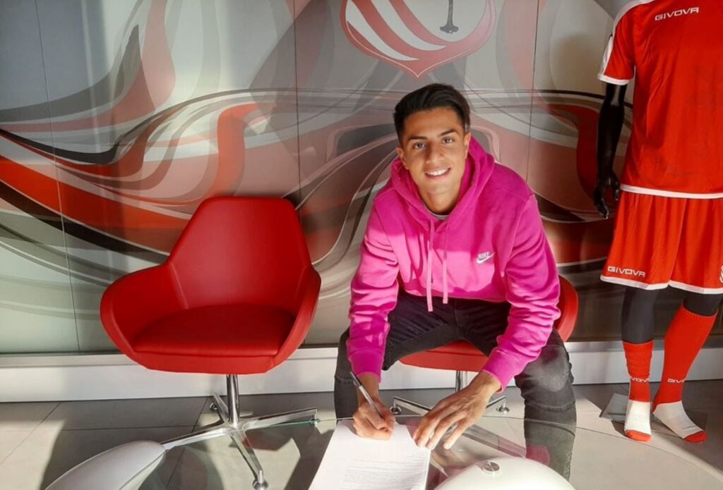 Χακίμ Μαστούρ: Το άλλοτε πουλέν της Μίλαν… παραπαίει!