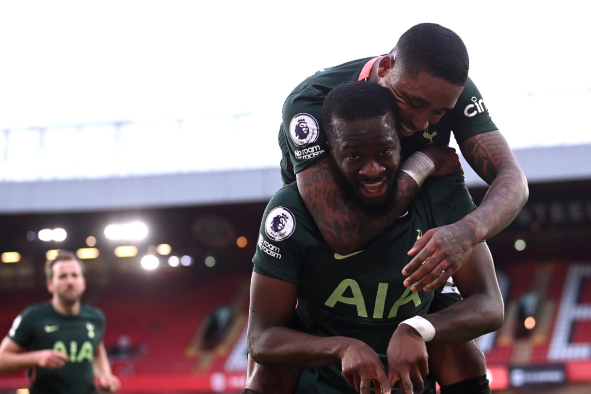 Δε χορταίνεις να βλέπεις τη λόμπα του Ντομπελέ (vid)