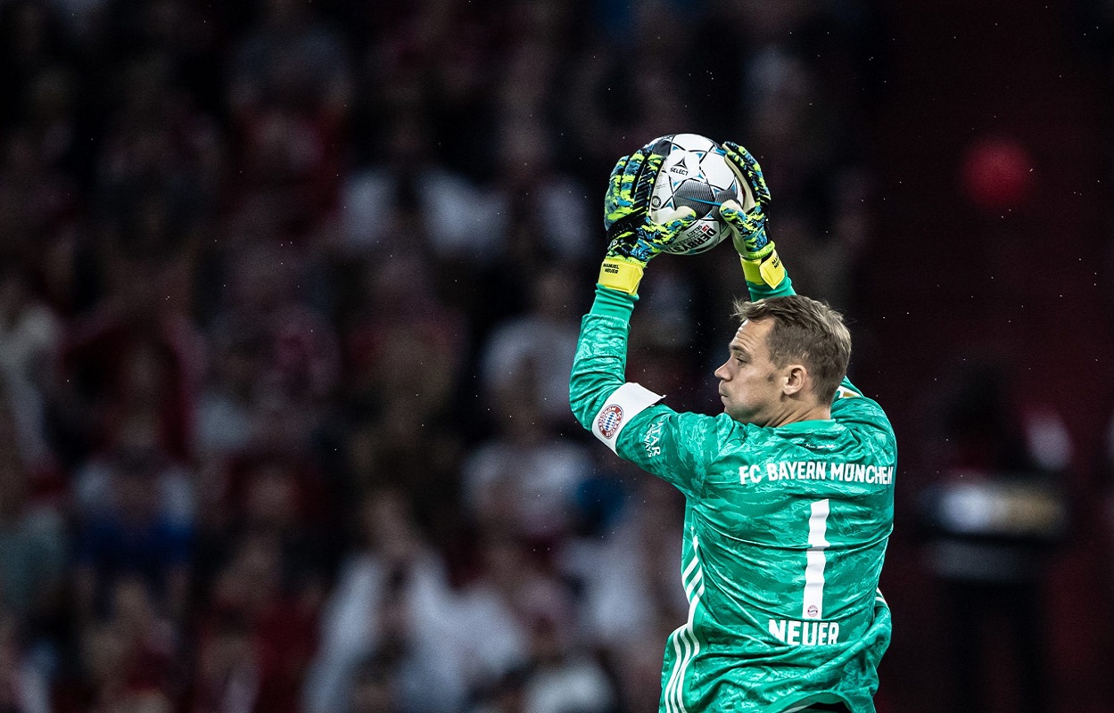 Στον Νόιερ το βραβείου του καλύτερου της 10ετίας!