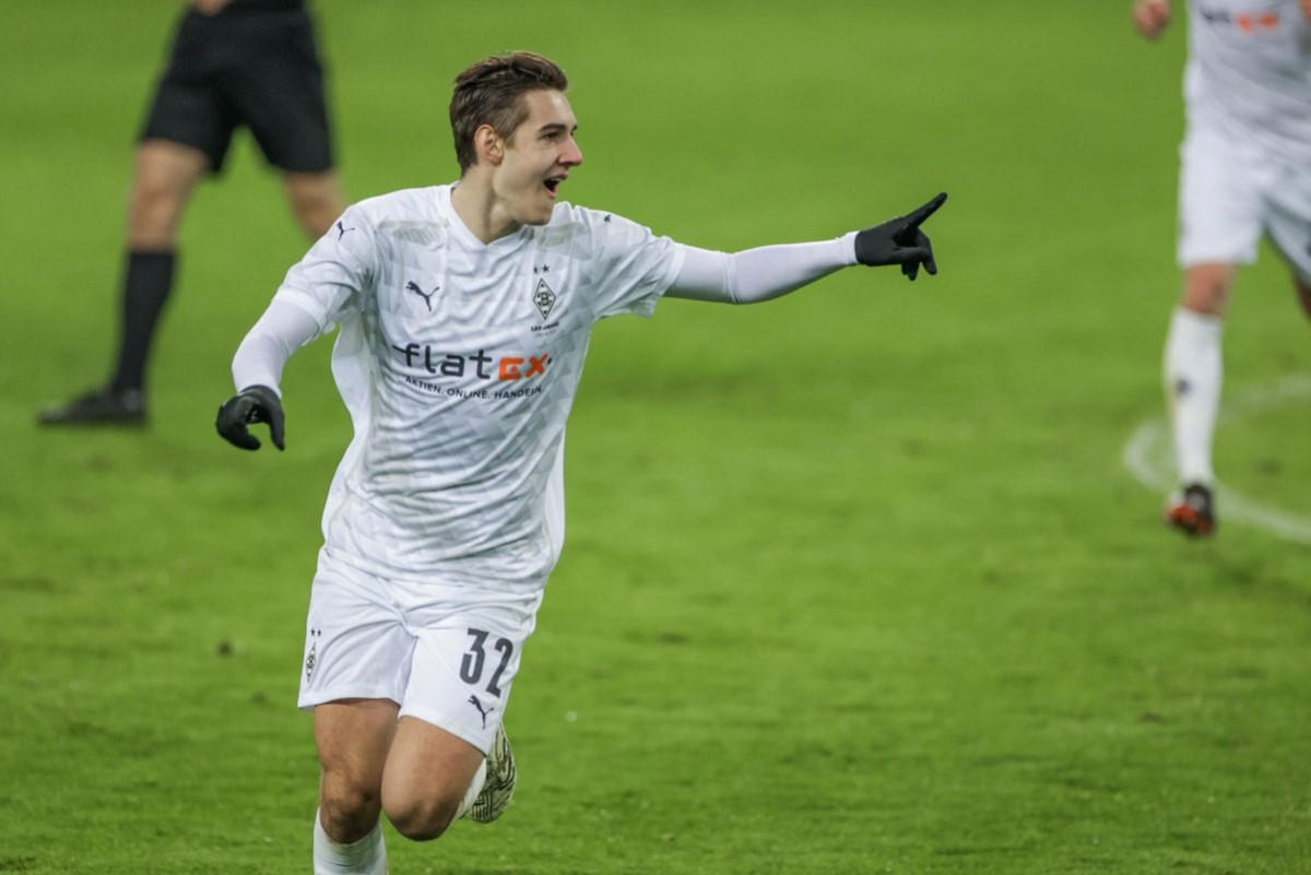 Η Μπάγερν θέλει το «αστέρι» της Γκλάντμπαχ… από το καλοκαίρι!