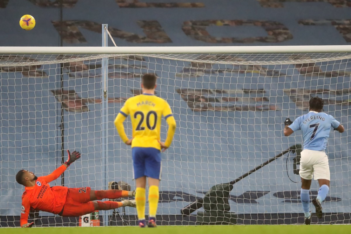 O Στέρλινγκ βλέπει την άσπρη βούλα και σκιάζεται (stat)