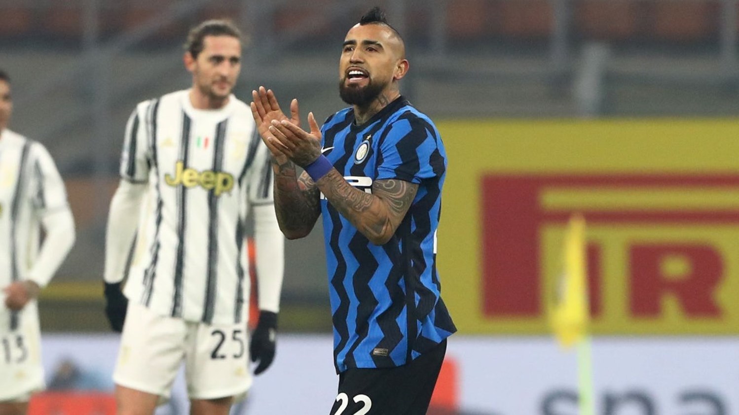 “Κάρφωσε” την… πρώην ο Βιντάλ για χάρη της Ίντερ! (vid)