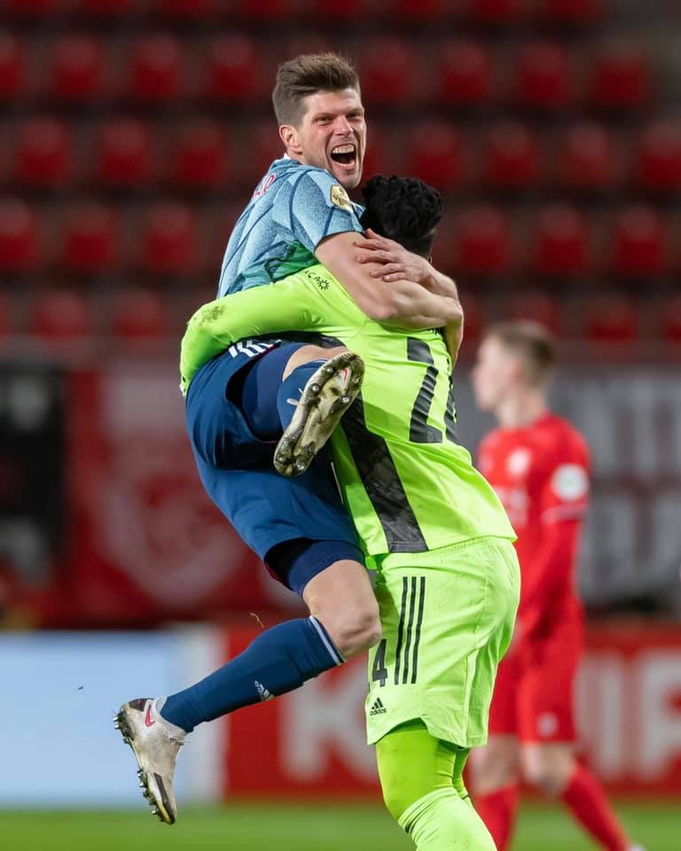 Ακόμη και τώρα παραμένει "καυτός" ο Χούντελαρ!