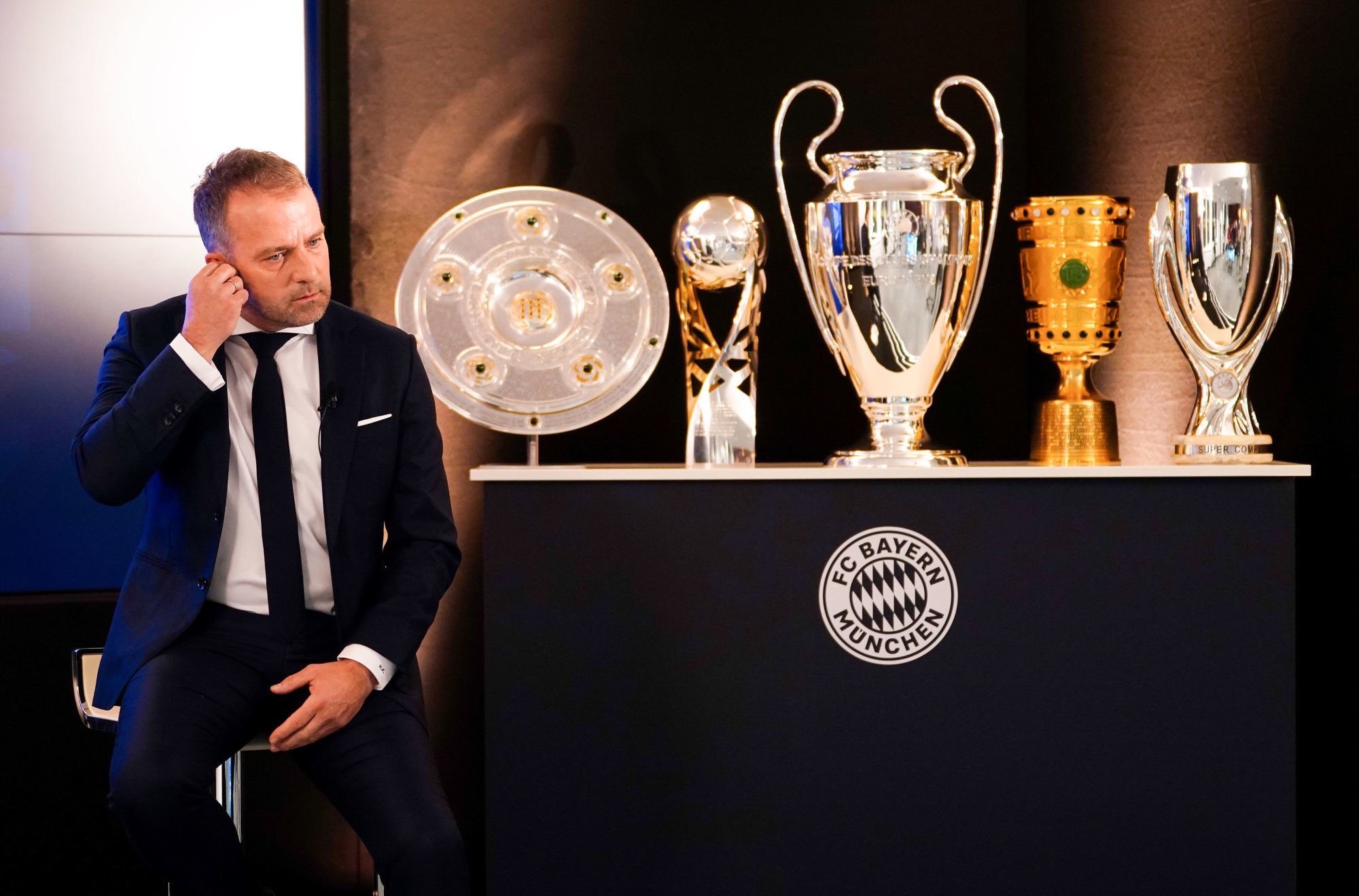 Τα τρόπαια του Φλικ ξεπερνούν τις ήττες του! (pic)