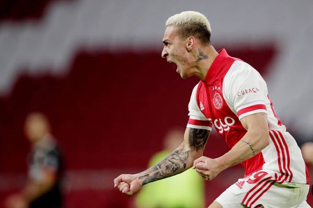 To “μαγικό” του Άντονι του Άγιαξ μας έκανε να… ζαλιστούμε! (vid)