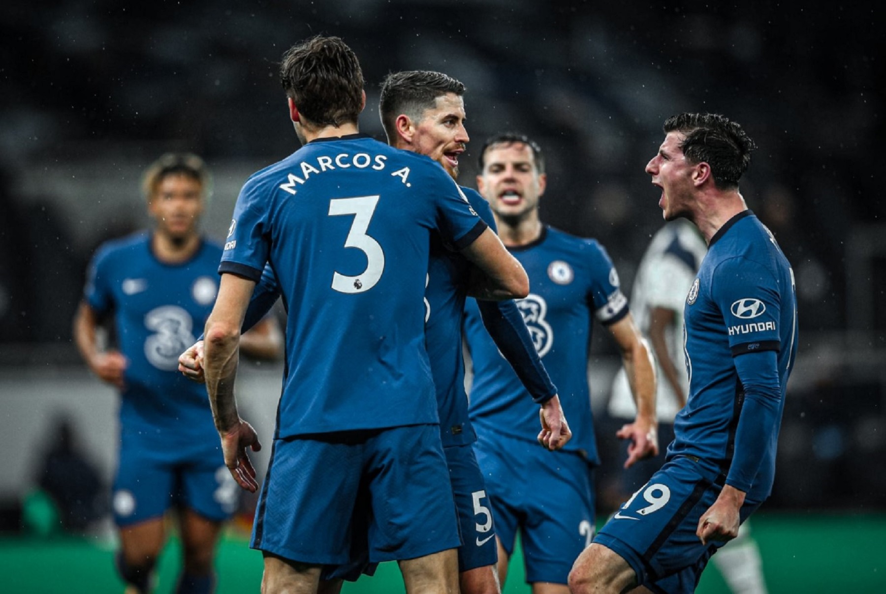 Με Τούχελ τα ντέρμπι βάφονται «μπλε»! (vid)