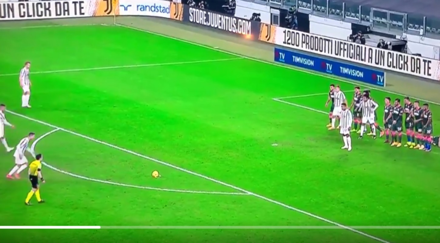 Ο Κριστιάνο δεν μπορεί να σκοράρει πια από φάουλ (vid)