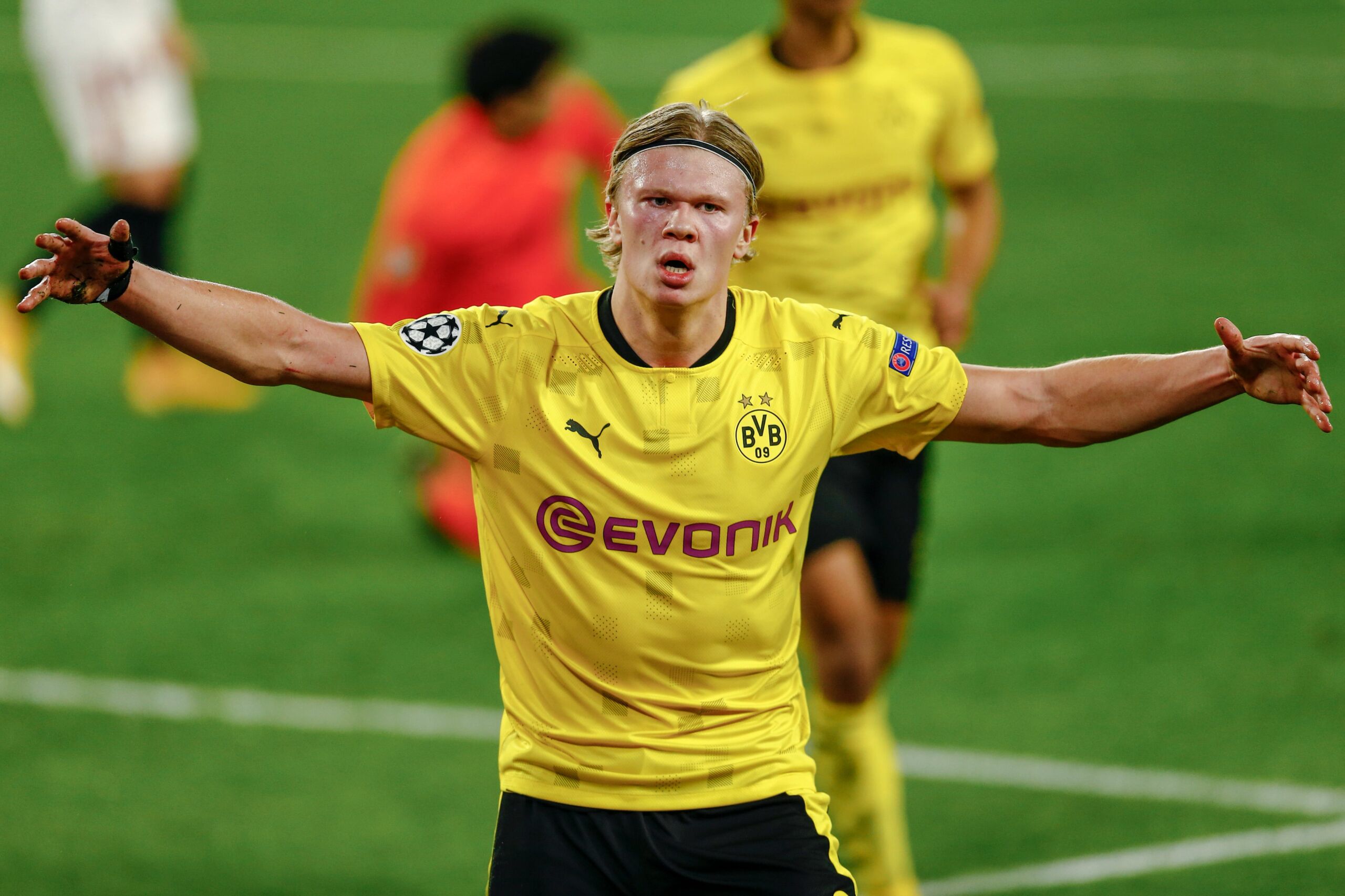 Ο Χάαλαντ πρέπει να φάει πολλά… καρβέλια για να φτάσει τον Κριστιάνο!