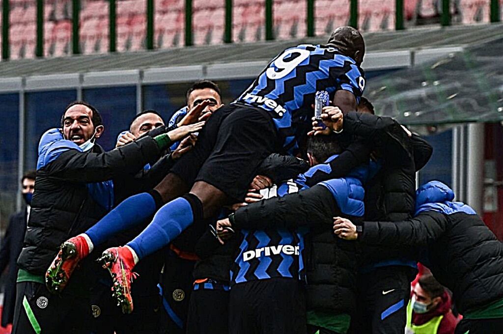 Αφεντικό στο Μιλάνο, αφεντικό και στο… Scudetto η Ίντερ! (vid)