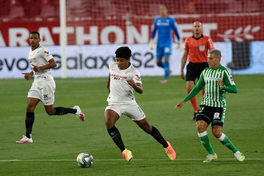 Ουπαμεκανό «πιάστηκε» και τώρα όλοι πάνε για Κουντέ