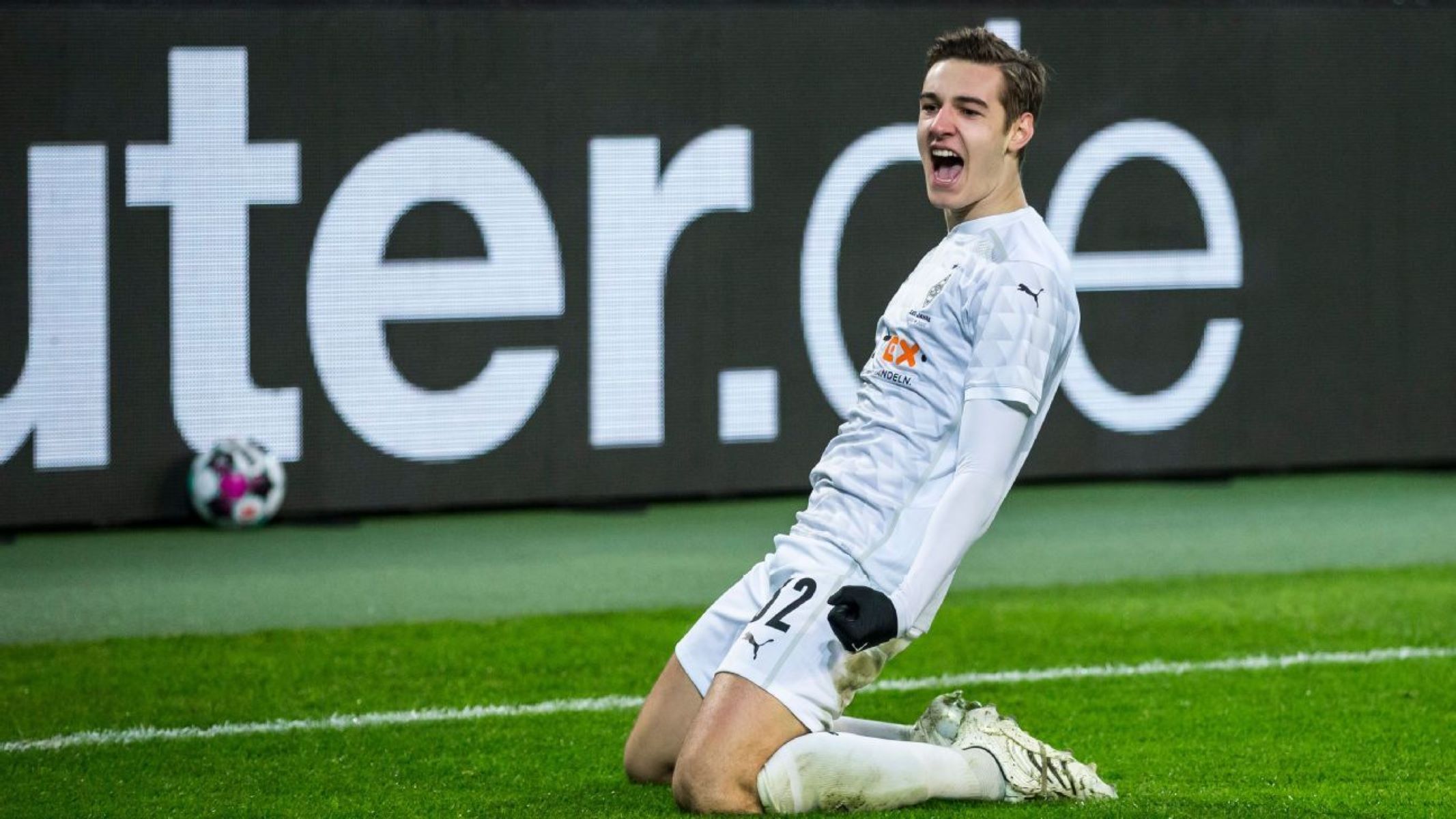 H Λίβερπουλ τσεκάρει το «διαμαντάκι» της Γκλάντμπαχ!