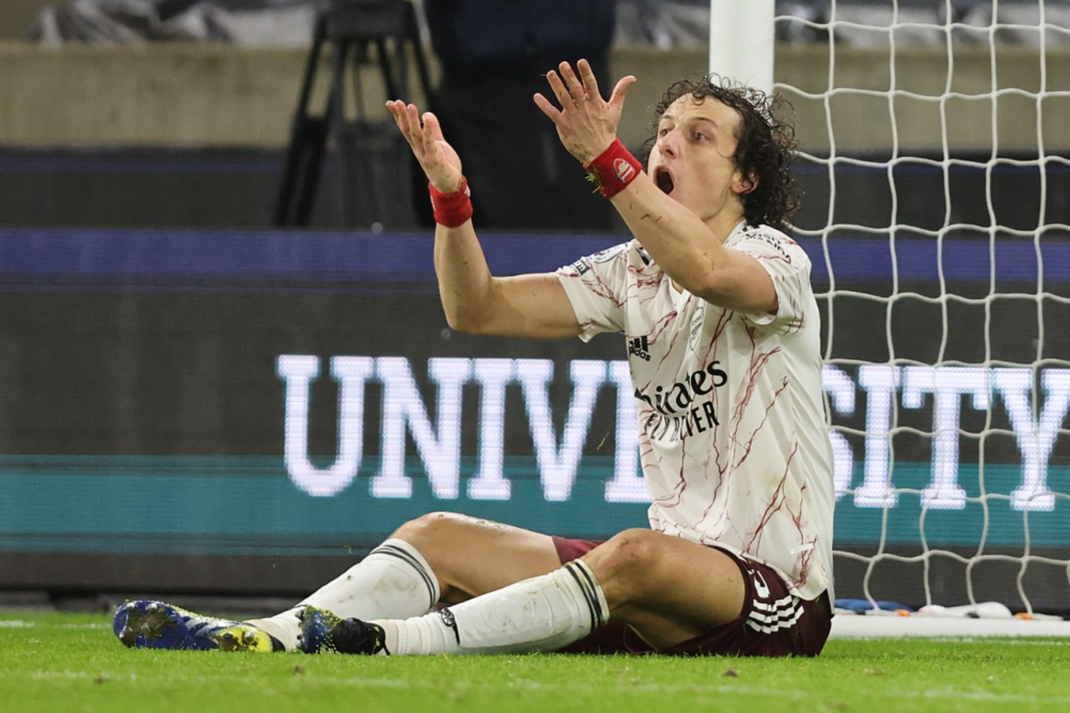 Λουίζ: Ο πιο επιρρεπής στο λάθος αμυντικός της Πρέμιερ