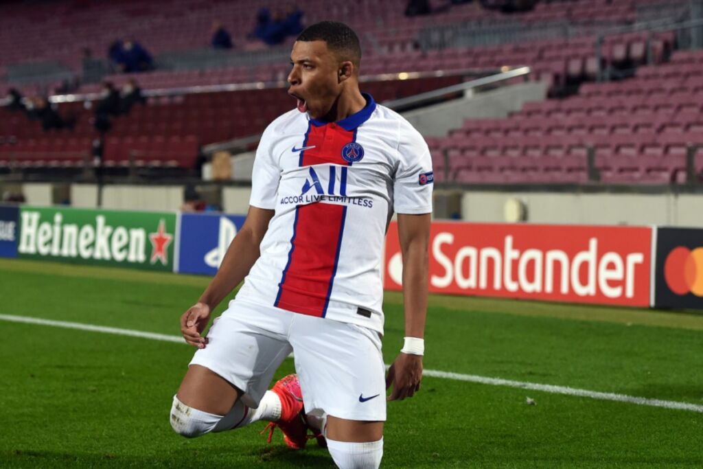 Το χατ τρικ του Εμπαπέ ξεπέρασε τον Κριστιάνο κατά 9 έτη