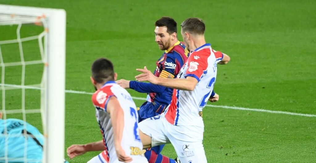 Το VAR είδε οφσάιντ χιλιοστών στο γκολ του Μέσι! (pic)