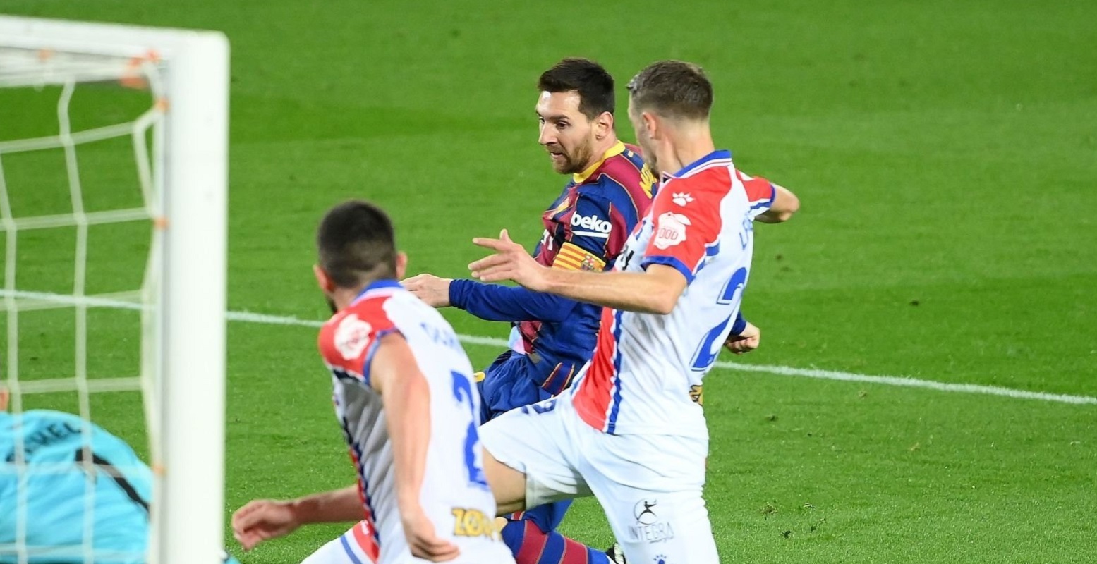 Το VAR είδε οφσάιντ χιλιοστών στο γκολ του Μέσι! (pic)