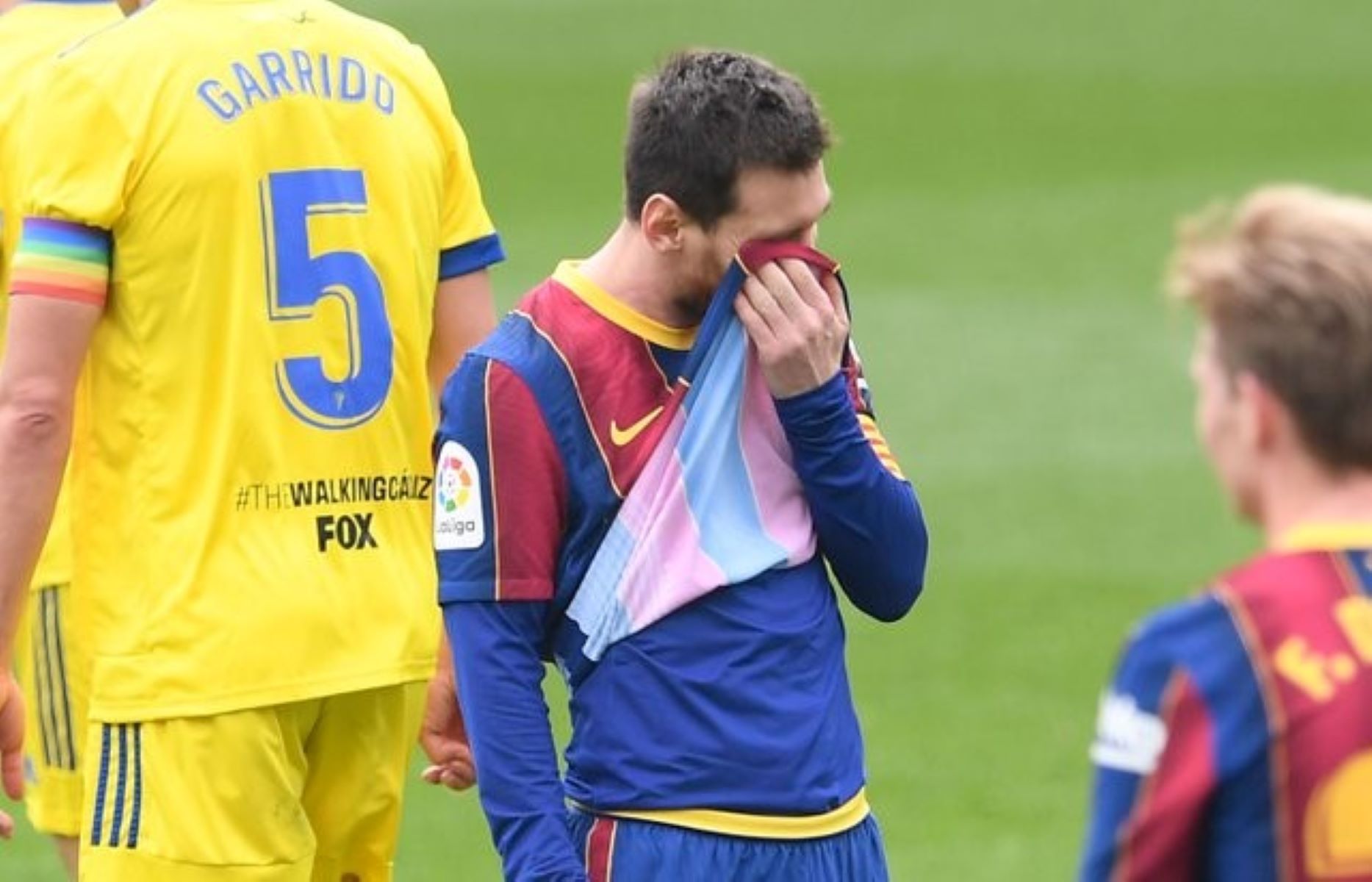 Μετά τη βροχή – Παρί – ήρθε το τέλος στη Μπαρτσελόνα (vid)