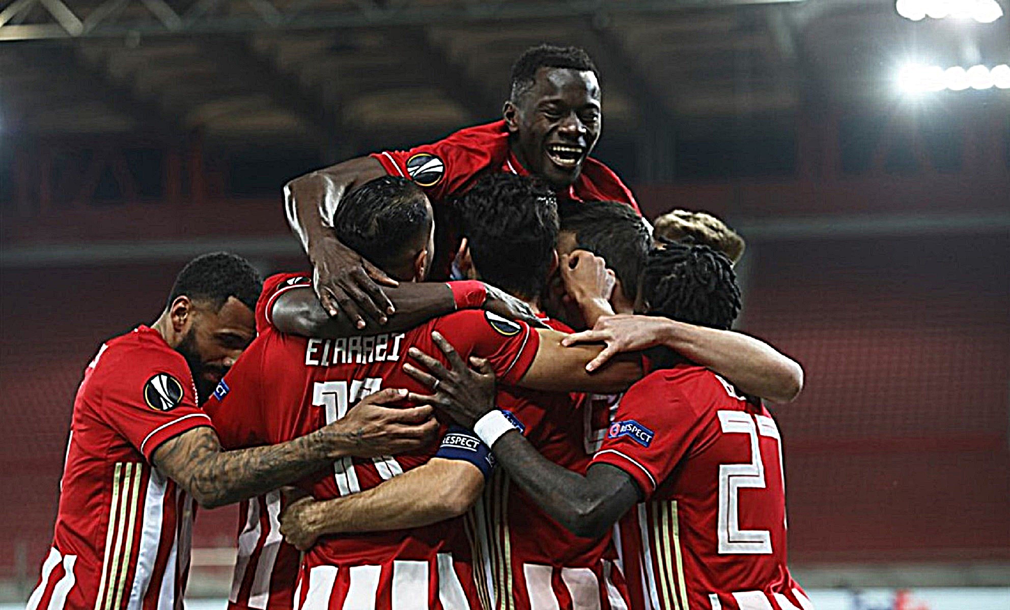 «Θρυλική» τεσσάρα και… πτήση για τους «16»!