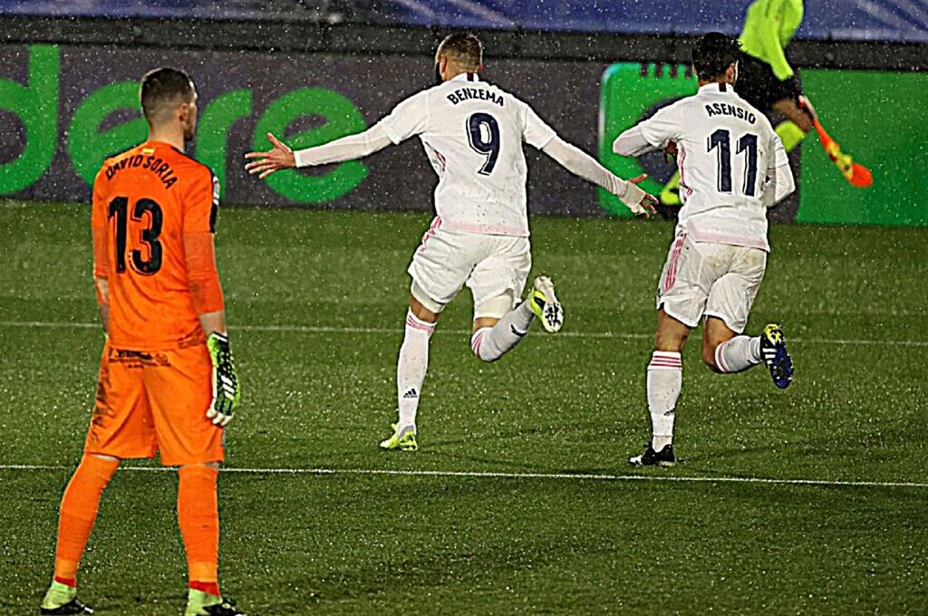 Ο Μπενζεμά θα την οδηγεί βρέχει, δε βρέχει!